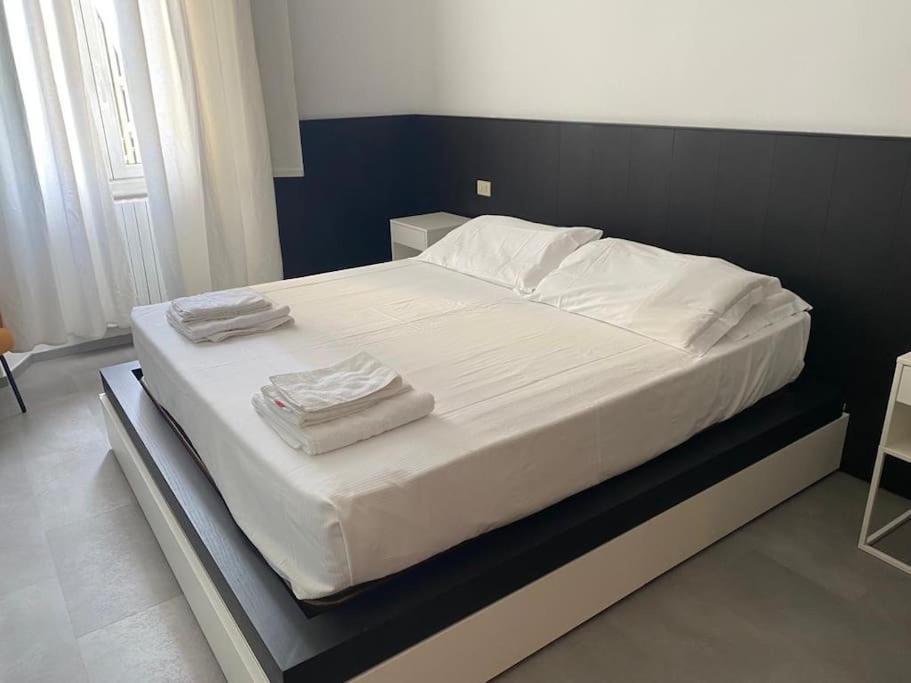 Just Like Home In Bocconi Μιλάνο Εξωτερικό φωτογραφία